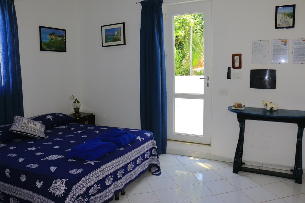 Cala Cavone Guest House Ponza Buitenkant foto
